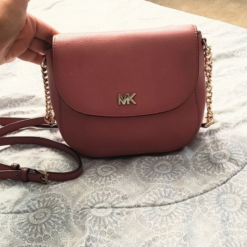 Michael Kors Half Dome Pebbled Leather Small Crossbody Bag In Rose